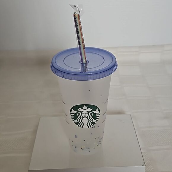 Starbucks Plastic Cold Beverage Cup  With Straw 24oz Clear - Picture 1 of 16